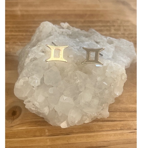 Gold Gemini Zodiac Astrology Sign Post Earrings -Small Boho Glam Chic Gift -New - Picture 8 of 15
